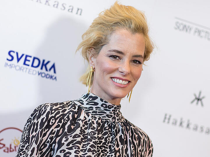 Parker Posey steht momentan oft für "Irrational Man" auf dem roten Teppich - begeistert ist sie vom Film und von Regisseur Woody Allen