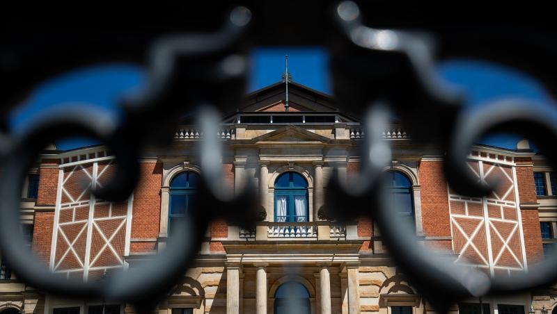Das Richard-Wagner-Festspielhaus in Bayreuth bleibt geschlossen. Das Richard-Wagner-Festspielhaus in Bayreuth bleibt geschlossen.