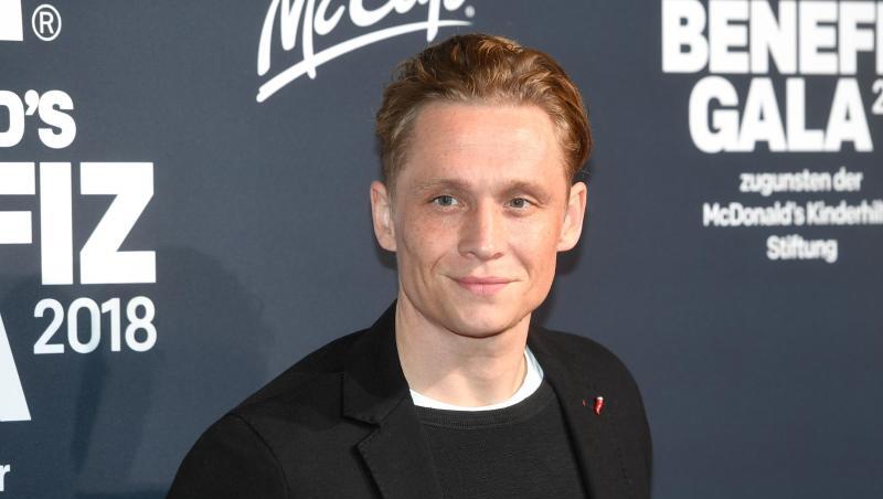 Schweighöfer informierte die Öffentlichkeit über Instagram. Schweighöfer informierte die Öffentlichkeit über Instagram.