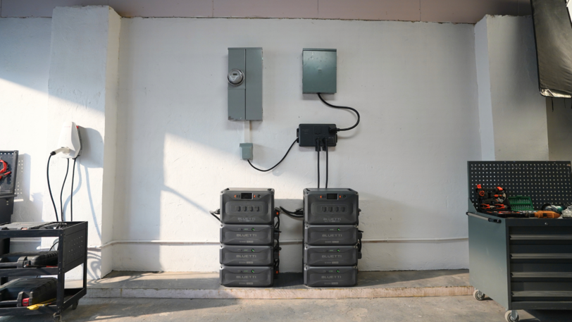 Der Apex 300  ermöglicht eine einfache, sichere Installation – ideal für Heimwerker, die sich eine maßgeschneiderte Energielösung ohne komplizierte Verkabelung wünschen.