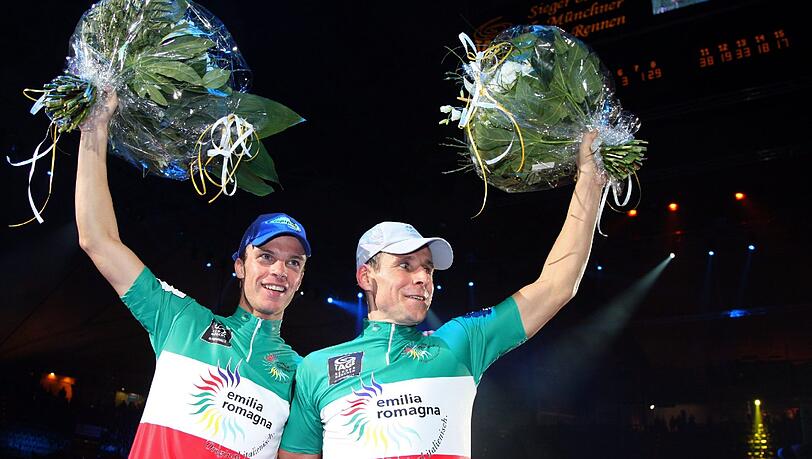 Iljo Keisse (li.), hier neben Robert Bartko gewann dieses Jahr die Münchner Sixdays. Nun gab er selbst bekannt, positiv getestet worden zu sein. Iljo Keisse (li.), hier neben Robert Bartko gewann dieses Jahr die Münchner Sixdays. Nun gab er selbst bekannt, positiv getestet worden zu sein.