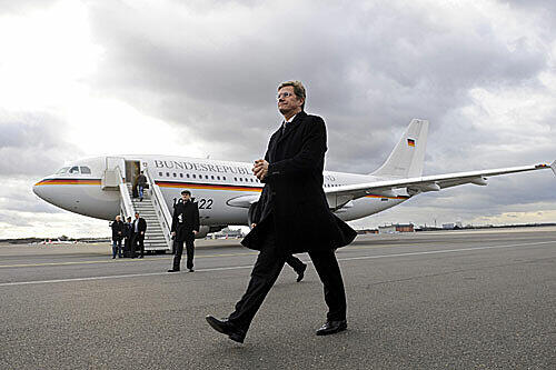 Außenminister Guido Westerwelle unterwegs in heikler Mission