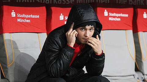 Die Augsburger Verantwortlichen ließen Ex-Löwe Moritz Leitner auf der Bank sitzen.