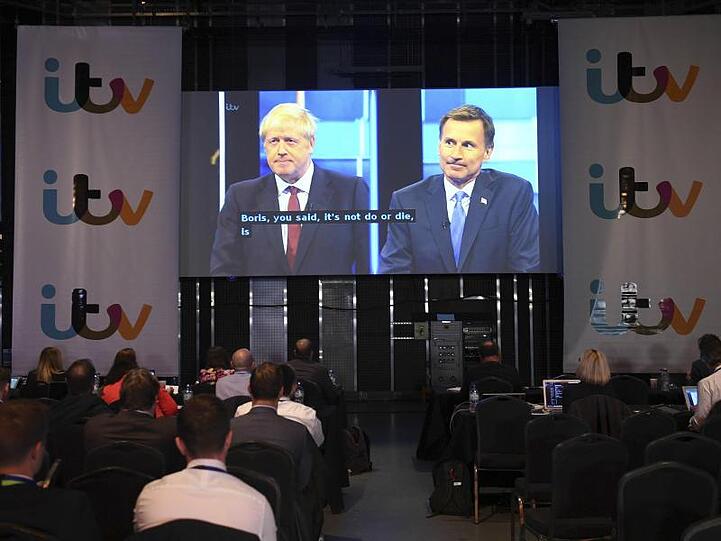 Johnson wiederholte beim TV-Duell sein Versprechen, Großbritannien in jedem Fall bis zum 31. Oktober aus der EU zu führen.