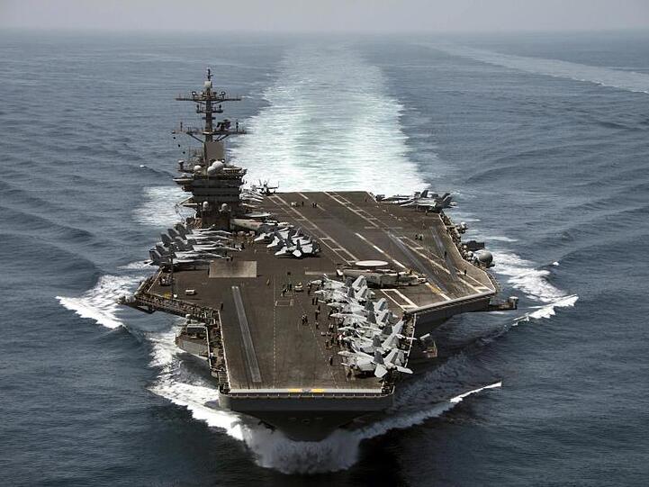 Fast alle der mehr als 4000 Besatzungsmitglieder der "USS Theodore Roosevelt" wurden mittlerweile getestet.