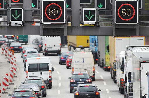 Viel Geduld brauchen die Autofahrer auf dem Weg in den Süden.