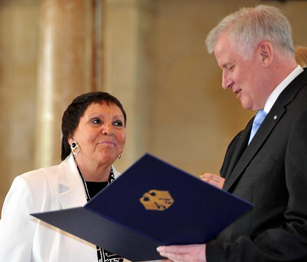 Brigitte Fassbaender mit Horst Seehofer.