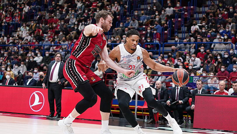 Bayerns Basketballer  verlieren gegen Mailand.