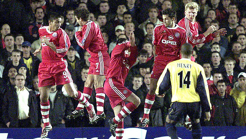 Das erste Aufeinandertreffen beider Mannschaften in der Saison 2000/2001 endete Unentschieden. Arsenal-Legende Thierry Henry erzielte bereits in der vierten Minute den ersten Treffer. Das erste Aufeinandertreffen beider Mannschaften in der Saison 2000/2001 endete Unentschieden. Arsenal-Legende Thierry Henry erzielte bereits in der vierten Minute den ersten Treffer.
