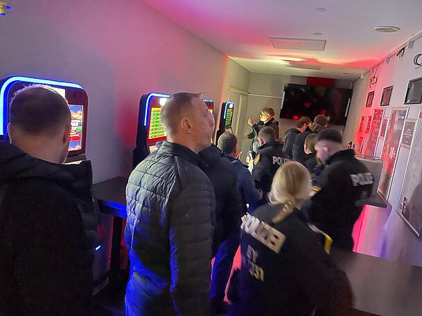 Kriminalhauptkommissar Guido Rissmann bei einer Kontrolle im Januar 2025.