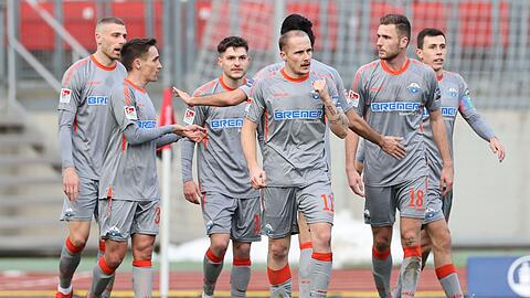 Der SC Paderborn startete mit einem Sieg in Nürnberg ins Pflichtspieljahr 2022.