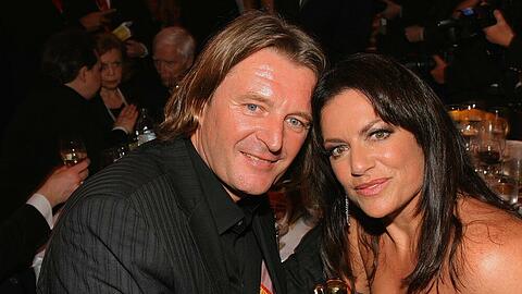 Ein Bild aus glücklicheren Tagen: Lambert Dinzinger und Christine Neubauer im Jahr 2008. Mehr Bilder in der Galerie.