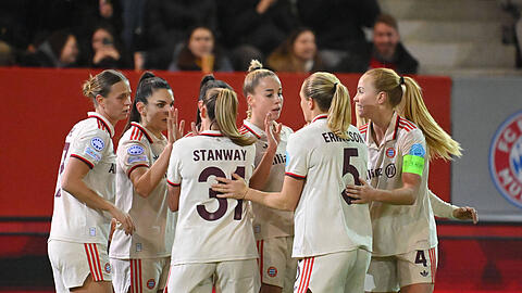 Noch mal so: Die Bayern um Glódís Perla Viggósdóttir (l.) und Georgia Stanway treffen
auf Arsenal, der Hinspielsieg ist in den
Köpfen.