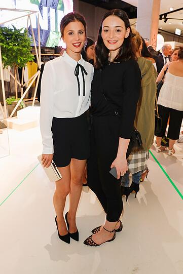 Aylin Tezel (l.) und Maria Ehrich.