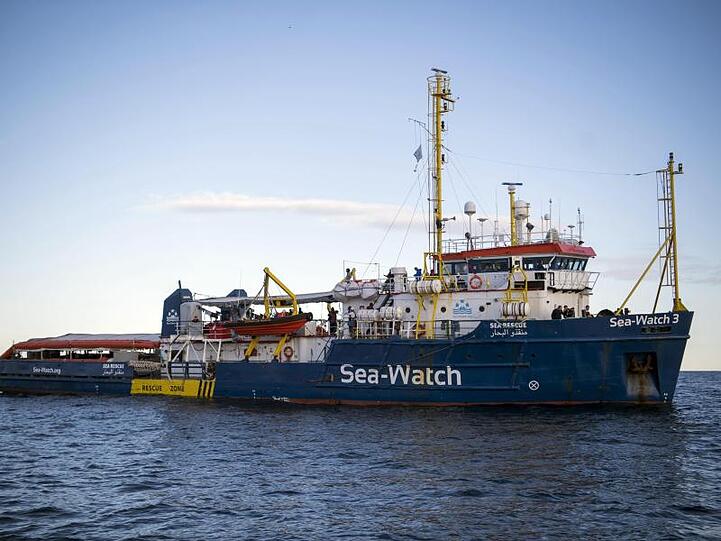 Das Sea-Watch-Rettungsschiff vor der Küste Maltas.