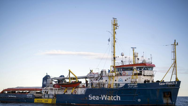 Das Sea-Watch-Rettungsschiff vor der Küste Maltas. Das Sea-Watch-Rettungsschiff vor der Küste Maltas.