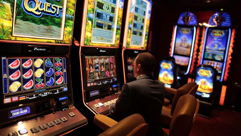 Der Täter konnte in dem Casino nichts erbeuten.