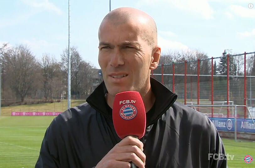 Der frühere Weltklassekicker Zinédine Zidane ist zur Zeit in München.