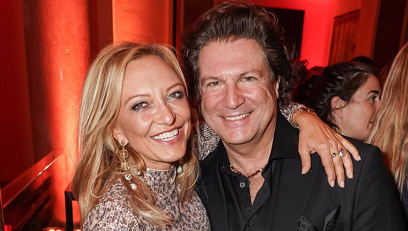 Unternehmerin Claudia Hillmaier und Schauspieler Francis Fulton-Smith haben sich getrennt.