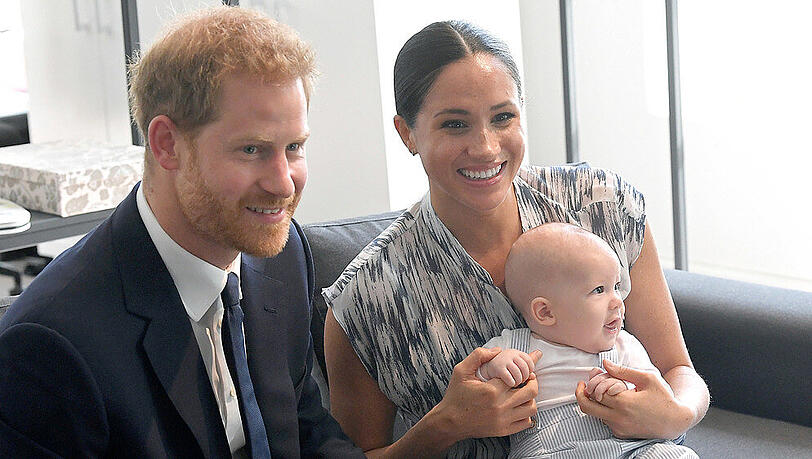 Der kleine Archie mit Mutter Meghan und Vater Harry Ende September 2019 in Südafrika. Der kleine Archie mit Mutter Meghan und Vater Harry Ende September 2019 in Südafrika.