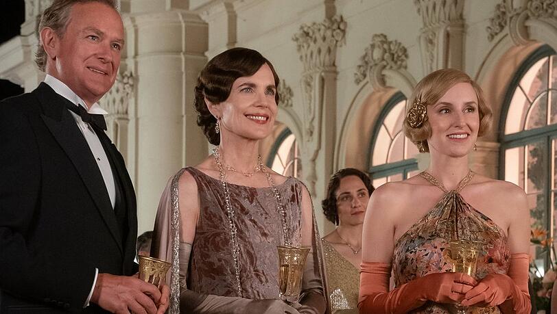 Die Crawleys kehren ein letztes Mal zurück (Szene aus "Downton Abbey II: Eine neue Ära").