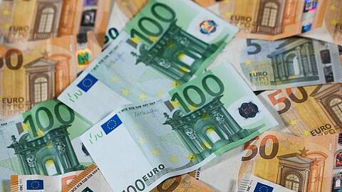 Das Geld aus dem EU-Gemeinschaftsbudget soll unter anderem helfen, die Folgen der Pandemie einzudämmen.