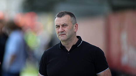 Sport-Gesch&auml;ftsf&uuml;hrer Manfred Paula treibt beim TSV 1860 die Kaderplanung voran &ndash; die R&uuml;ckkehr von Offensivmann Julian Guttau f&uuml;r die Saison 2025/26 soll bereits fix sein.