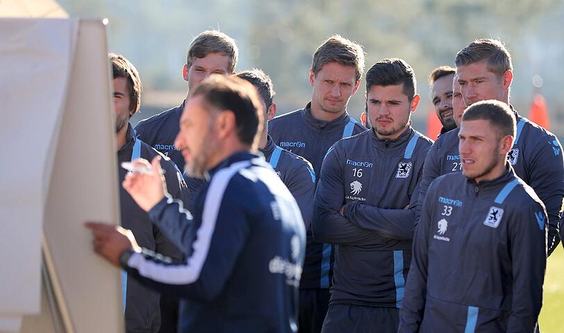 Die Bilder vom Dienstagstraining der Löwen in Troia.