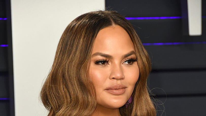 Chrissy Teigen hat dieselben Probleme wie eine "normale" Mutter Chrissy Teigen hat dieselben Probleme wie eine "normale" Mutter