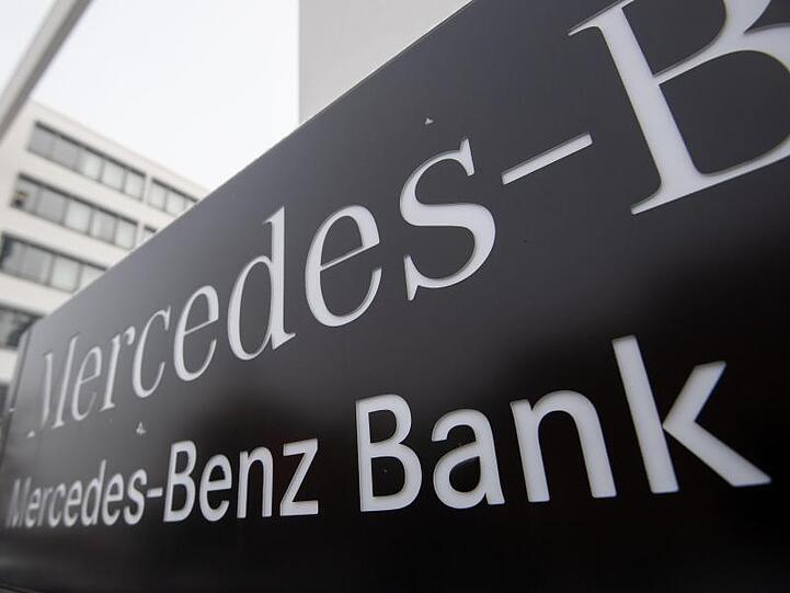 Die Mercedes-Benz-Bank hält die Musterklage für unbegründet.