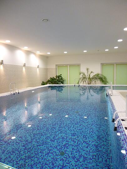 Das Heim der ungarischen Ärzte ist eine gefragte Adresse. Gerade haben sie einen Neubau mit Reha-Pool errichtet.