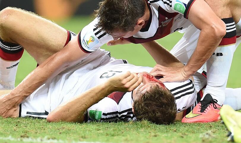 Thomas Müller verletzt sich