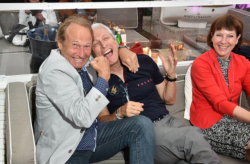 Peter Heidecker und Frau mit Norbert Schramm