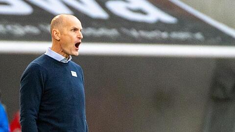 Augsburgs Trainer Heiko Herrlich.
