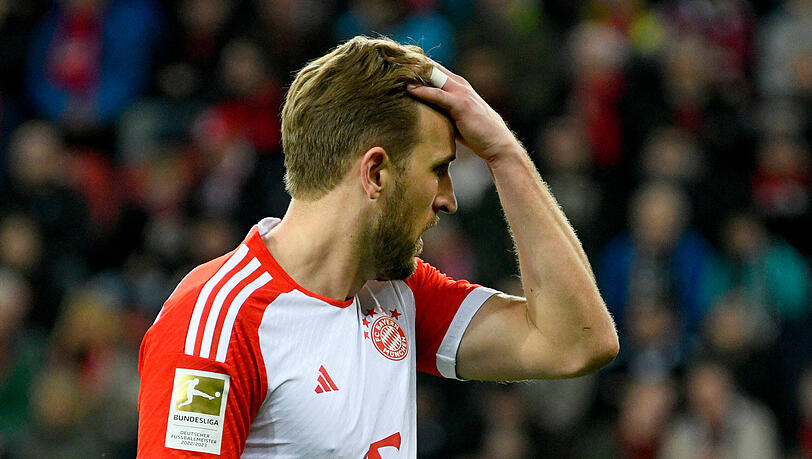 Rückschlag eins: Am Samstagabend ging Harry Kane mit dem FC Bayern 0:3 in Leverkusen unter. Der Rückstand auf die Tabellenspitze beträgt fünf Zähler. Rückschlag eins: Am Samstagabend ging Harry Kane mit dem FC Bayern 0:3 in Leverkusen unter. Der Rückstand auf die Tabellenspitze beträgt fünf Zähler.