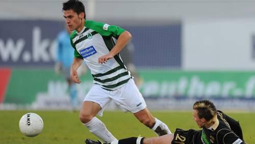 Ein Bild aus besseren Tagen: Thomas Wörle lässten Ahlens Kevin Großkreuz (rechts) stehen. Ein Bild aus besseren Tagen: Thomas Wörle lässten Ahlens Kevin Großkreuz (rechts) stehen.
