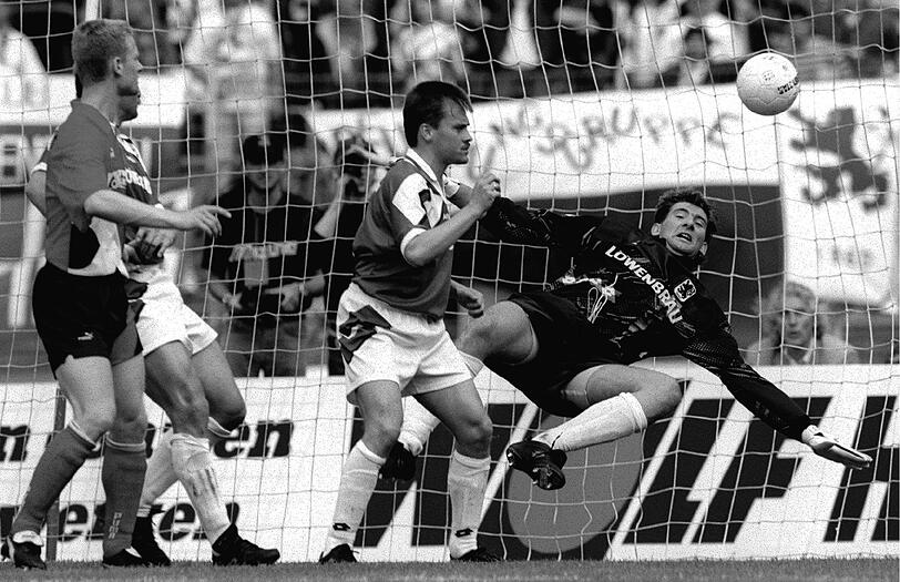 Schock: Der Ex-Löwen-Keeper Bernd Meier ist tot. Er starb mit 40 Jahren an einem Herzinfarkt.
