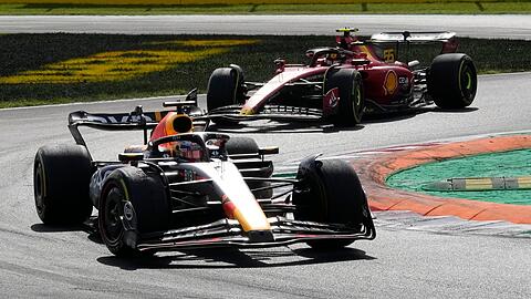 Max Verstappen feierte den zehnten Grand-Prix-Erfolg nacheinander.