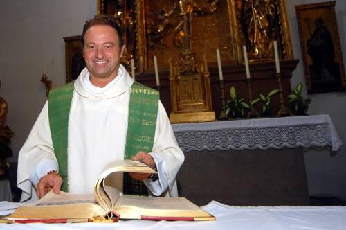 "Herr Rummenigge, wer hat Sie da beraten?" Pfarrer Rainer Maria Schießler von St. Maximilian.