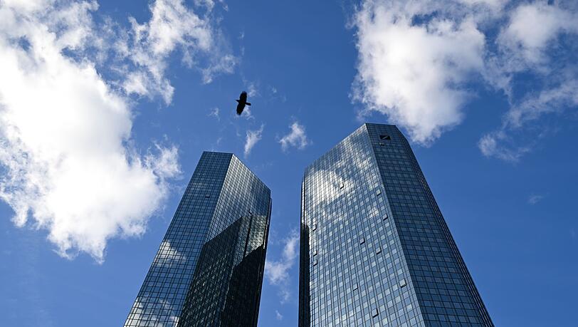 Die Deutsche Bank hat im ersten Quartal besser abgeschnitten als erwartet. (Archivbild)