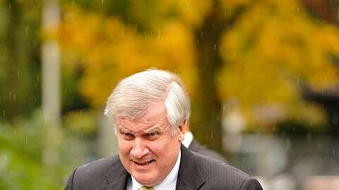 Horst Seehofer im Regen
