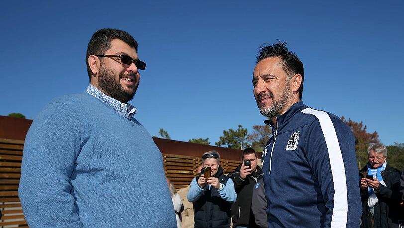 Frust nach der 1:2-Auswärtsniederlage in Bielefeld: 1860-Investor Hasan Ismaik (l.) und Trainer Vitor Pereira. Frust nach der 1:2-Auswärtsniederlage in Bielefeld: 1860-Investor Hasan Ismaik (l.) und Trainer Vitor Pereira.