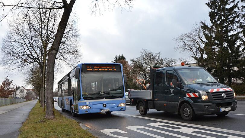 In der Allacher Straße wird es eine neue Busspur geben. In der Allacher Straße wird es eine neue Busspur geben.