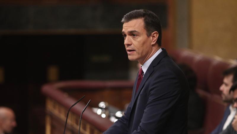 Pedro Sanchez erhielt 167 Ja-Stimmen, 165 Abgeordnete stimmten gegen ihn.