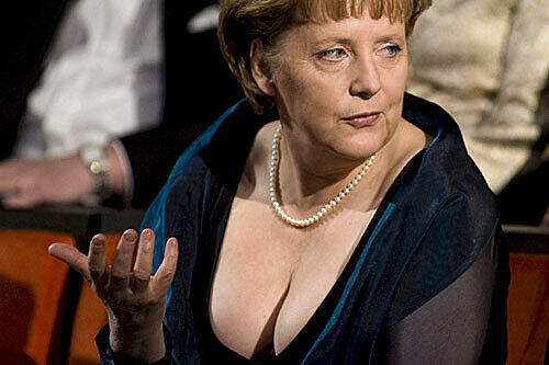 So zeigt sich die Kanzlerin selten: Angela Merkel am Wochenende in Norwegen bei einer Gala