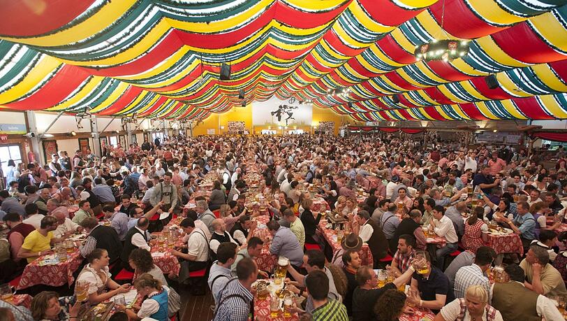 Feiern wie früher: Beim Frühlingsfest 2022 gibt es keine Maskenpflicht und 3G-Beschränkung mehr.