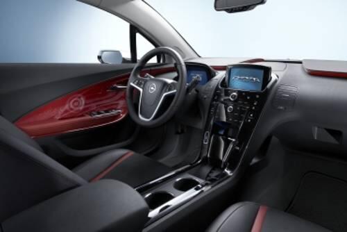 Wirkt durchaus edel und schick: das Ampera-Cockpit.