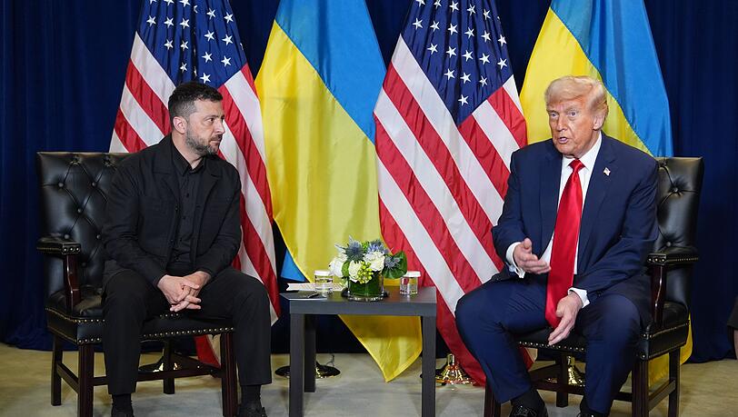 Trump hat sich in New York mit Selenskyj getroffen - kurz danach äußert er sich zur Zukunft des von Russland angegriffenen Landes.