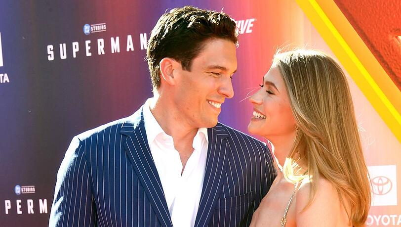 Will Reeve und Amanda Dubin - hier bei der "Superman"-Premiere im Sommer 2025 - haben geheiratet.