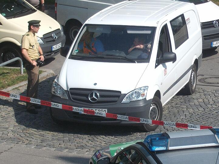 Ein Gasleck hat am Donnerstagmorgen für Chaos im Münchner Berufsverkehr gesorgt. Seit ca. 9:45 Uhr läuft der Verkehr wieder.